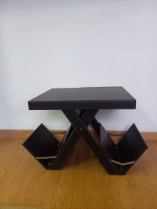 TAVOLINO PELLE MARRONE CON PORTA RIVISTE