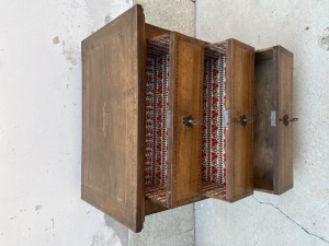 CASSETTONE CON SEGRETO 
