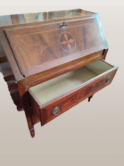 -shop-shop-mobili-e-arr-moderni-ribaltina-con-due-cassetti
